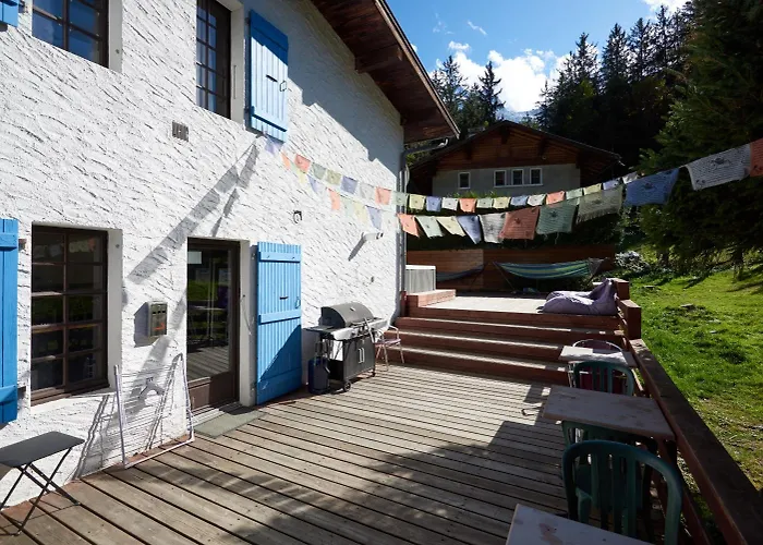 Hostel Chamonix Lodge